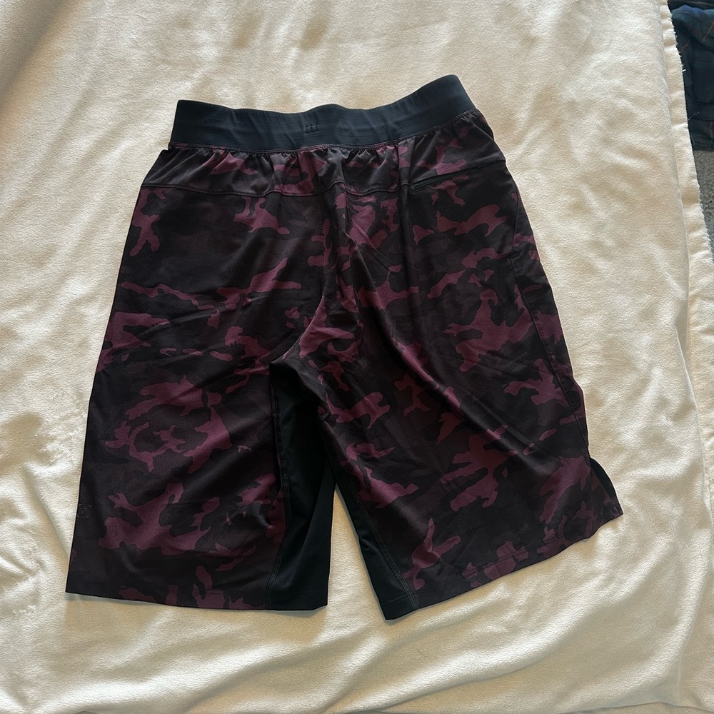 Lululemon T.H.E. Short size medium